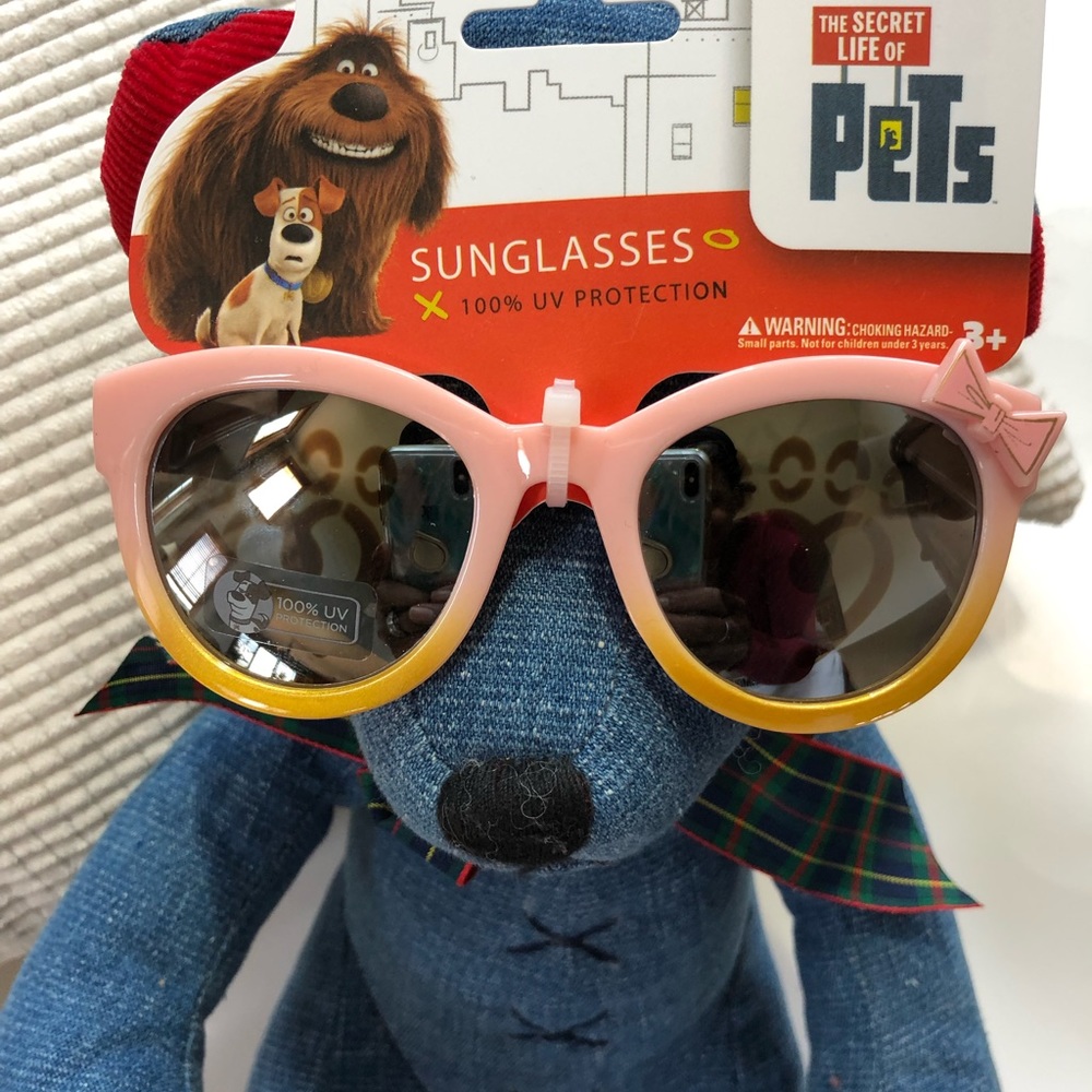New with tags The Secret Life of Pets sunglasses